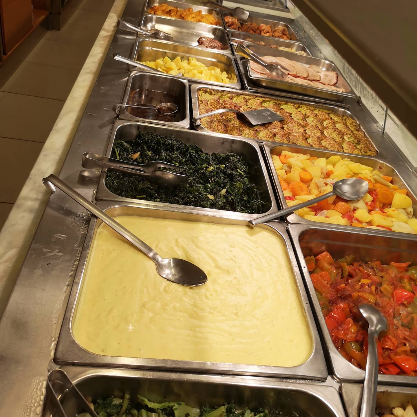 Cucina toscana pranzo di lavoro